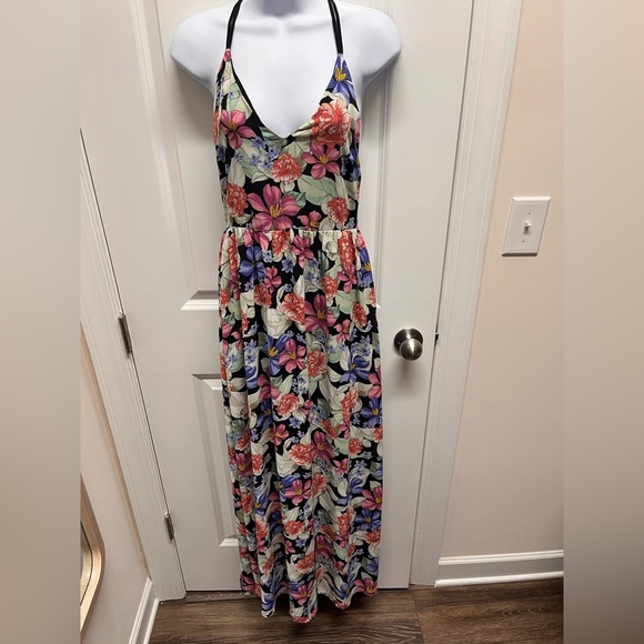 Forever 21 Maxi Floral Crisscross Backless Split Side Boho Casual Dress SzS - Picture 1 of 6